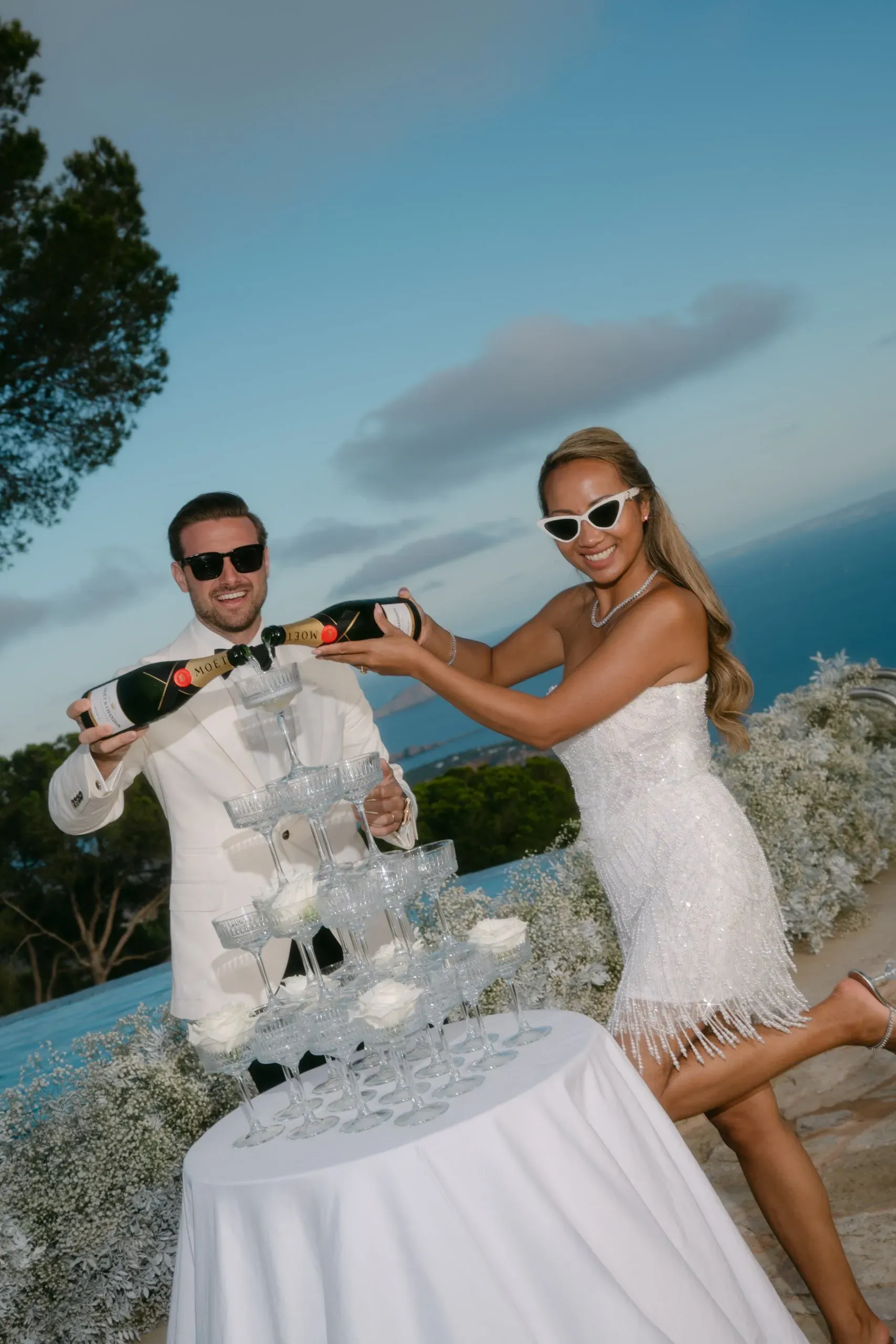 Bar decoration and logistics