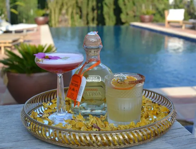 Wedding Cocktail Services in Ibiza: The Key to an Unforgettable Celebration